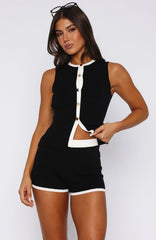 Second Guessing Knit Shorts Black