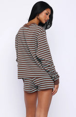 Touchdown Relaxed Shorts Chocolate/Blue Stripe