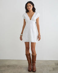 Yenna Plunge Mini Dress in Floral Lace White