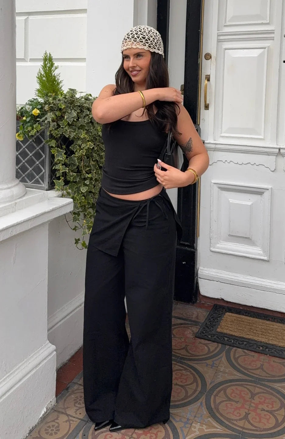 Off Beat Pants Black